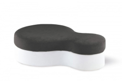 copertina_pouff-nuvola-nero